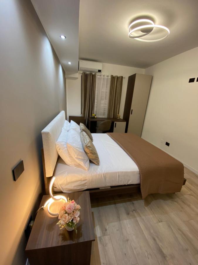 Hotel Plaza Ungheria Palermo Zewnętrze zdjęcie