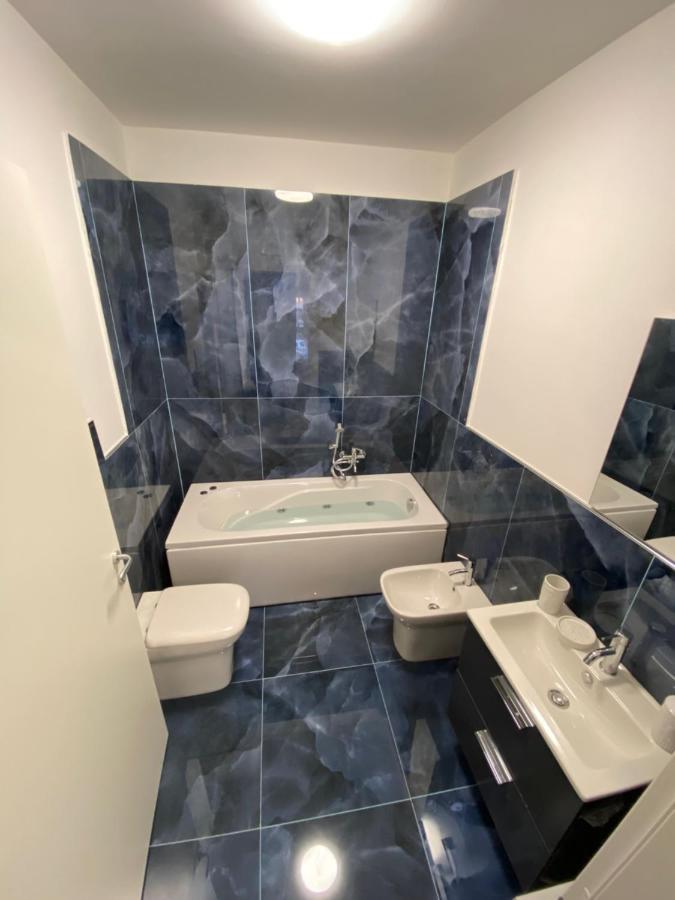 Hotel Plaza Ungheria Palermo Zewnętrze zdjęcie