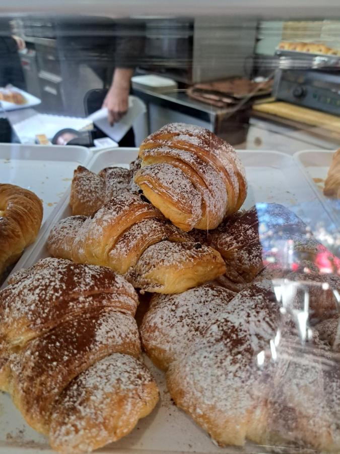Hotel Plaza Ungheria Palermo Zewnętrze zdjęcie
